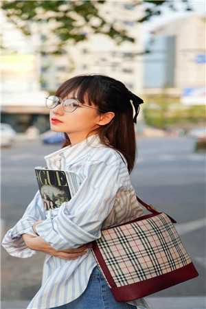 邪王缠上身:神医毒妃不好惹全文免费阅读无弹窗大结局_ (邪王缠上身:神医毒妃不好惹战北寒萧令月)邪王缠上身:神医毒妃不好惹最新章节列表_（邪王缠上身:神医毒妃不好惹）