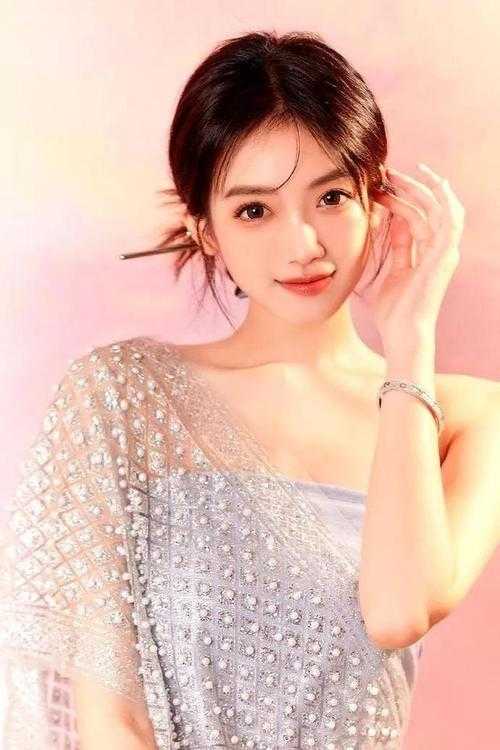 落花芳菲小说免费阅读下载_芳菲尽小说免费阅读全文_落花芳菲小说免费阅读下载落花芳菲全文免费阅读无弹窗大结局_花颜齐三元最新章节列表