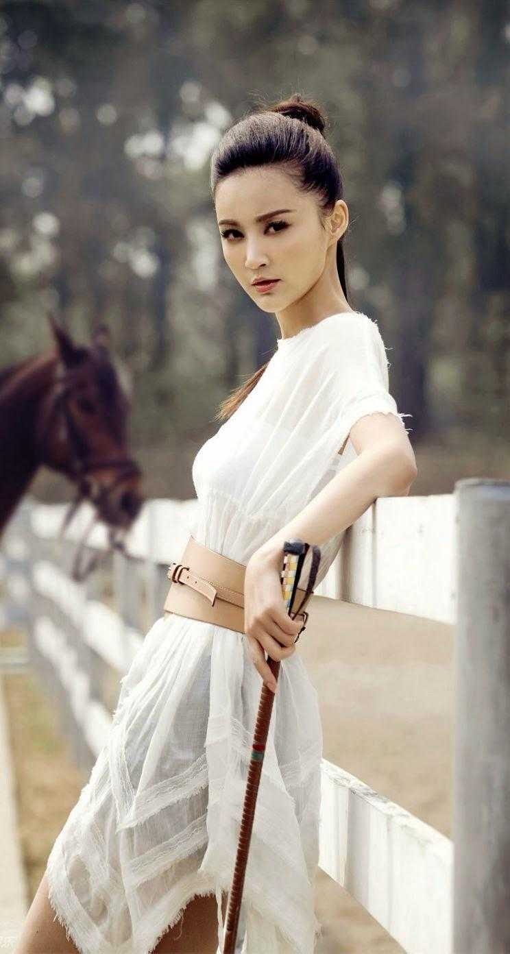 _摆烂天际(柳依依夏年小说全文免费阅读无弹窗大结局_摆烂天际小说全文免费阅读最新章节列表