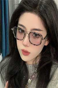 _同桌成为大佬全文阅读完整版_同桌成为大佬免费阅读大结局