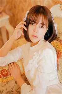 红月岛主叫什么名字_红月住宅区1地图_红月岛主叫什么名字（2024新上热文红月小镇小说在线亚娜读-红月小镇小说叫亚娜的小说完整版免费亚娜读全文）